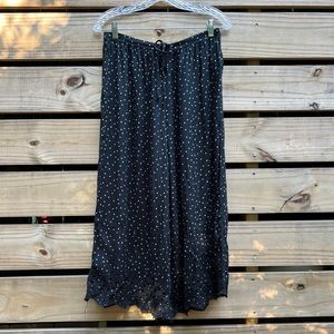 Wide Leg Flowy Cropped Pants